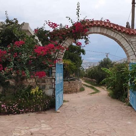 Villa Lefter Sarandë Exteriör bild