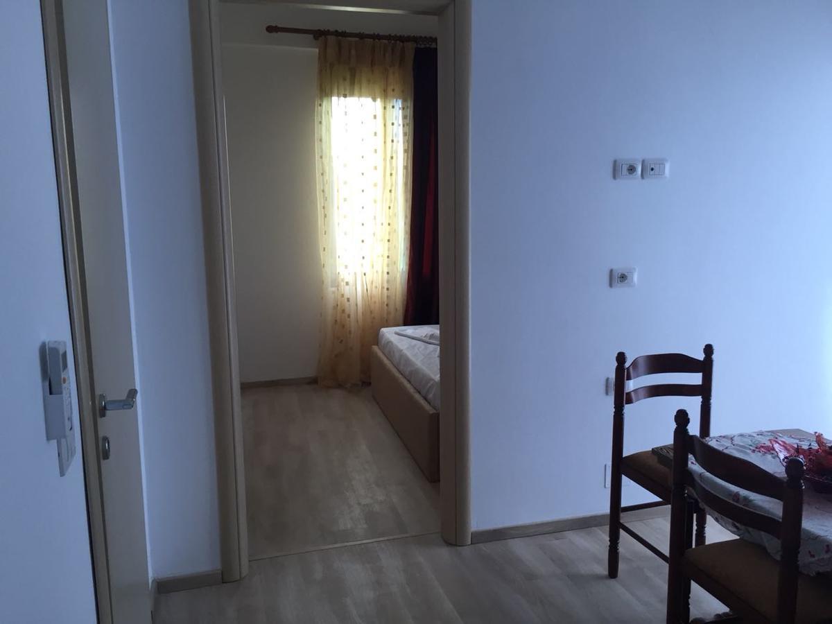 Villa Lefter Sarandë Exteriör bild
